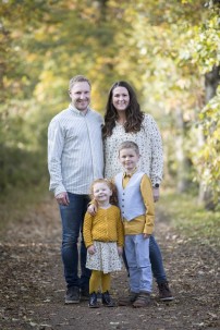 Familie billede familiefoto efterår Fotograf Janne Haslund